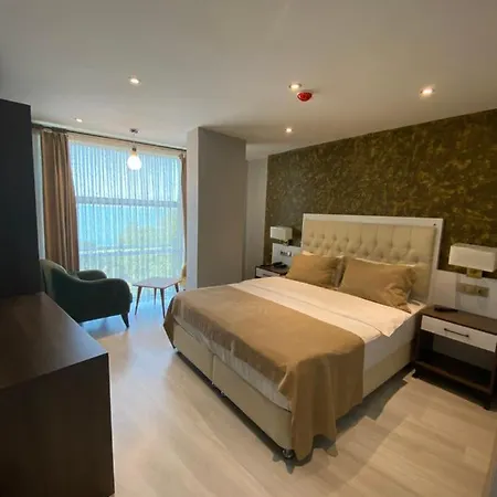 Hotel Alarga Premier